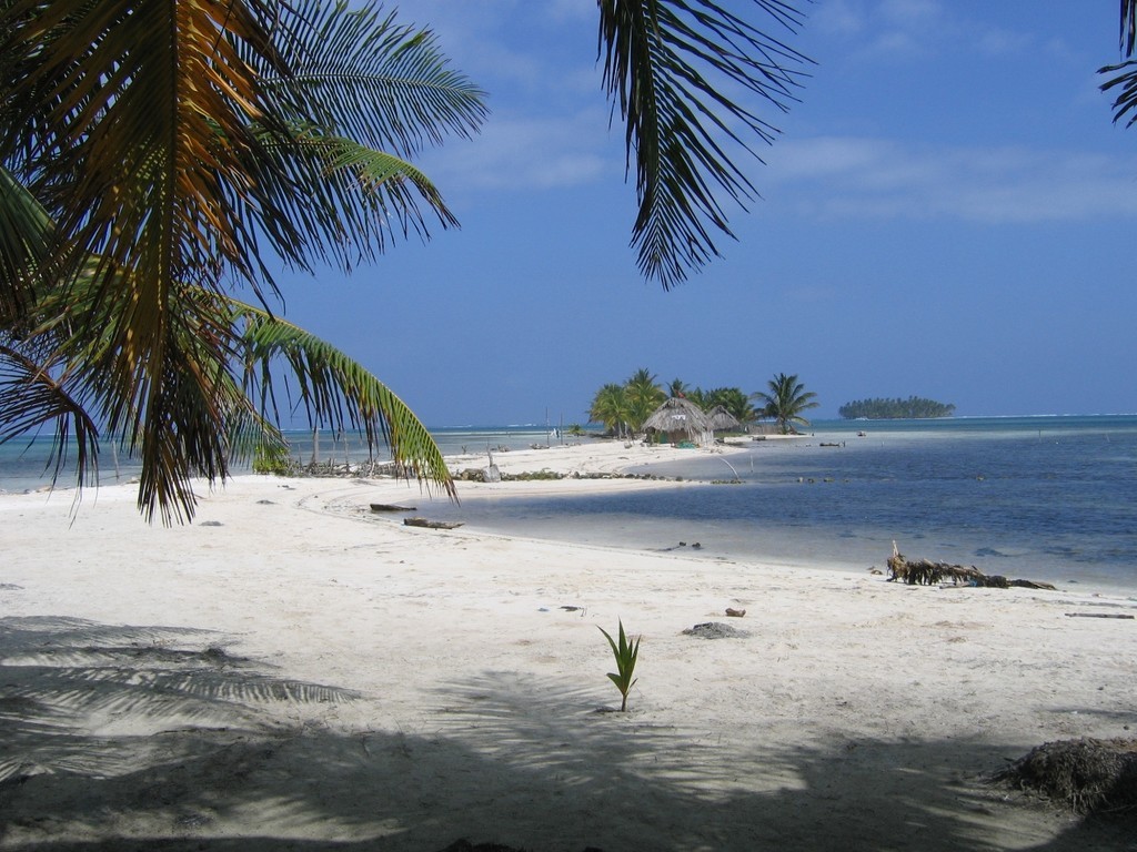 San Blas Islands - Solo from the Mediterranean © Ronald Simm